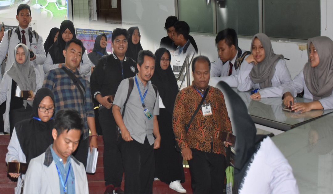 Kunjungan Dari SMA Islam Bunga Bangsa Samarinda di FMIPA UM