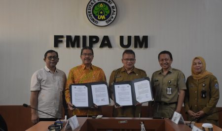 Penandatanganan Perjanjian Kerjasama antara FMIPA Universitas Negeri Malang dengan  SMKN 2 Batu