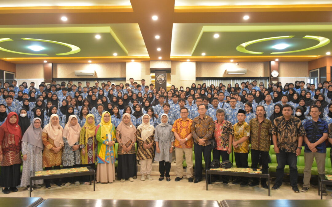 Calon Scientist Kabupaten Tangerang Birukan Aula FMIPA UM