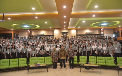 SMA Negeri 2 Kota Tangerang Berkunjung ke FMIPA UM