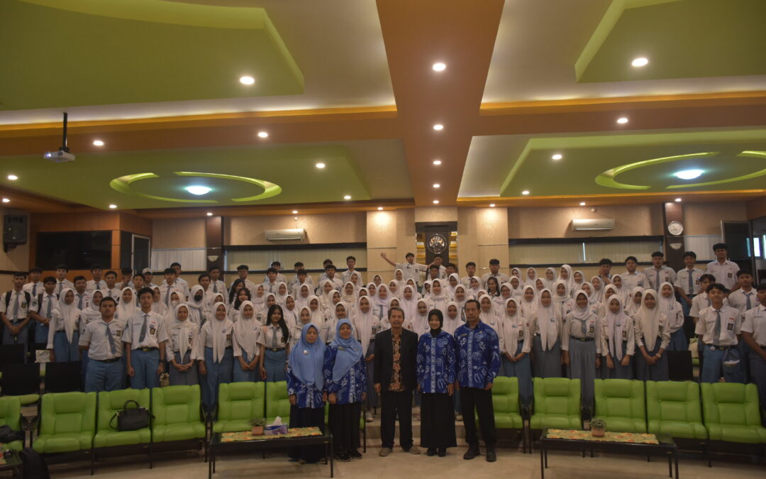 SMA Negeri 1 Bululawang Berkunjung ke FMIPA UM untuk Kenal Teknik Pembelajaran Perkuliahan