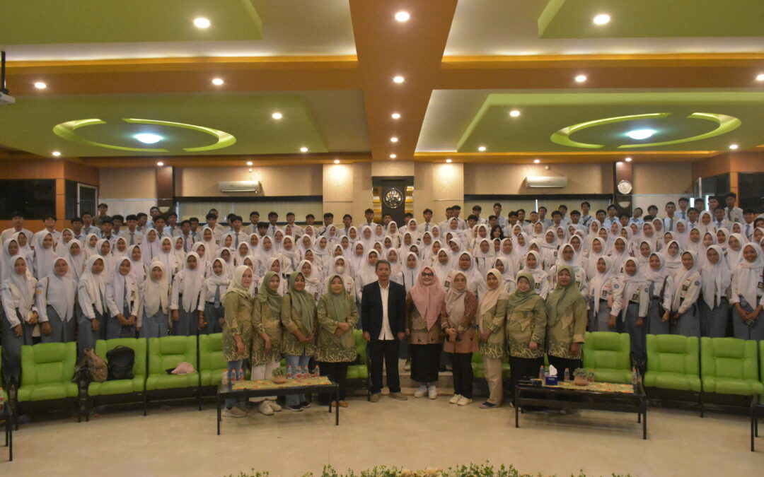 SMAN 1 Cikarang Timur Berkunjung ke FMIPA UM